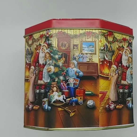 Two Christmas/Holiday Nesting Cookie  Tins, Metal - Picture 8 of 8